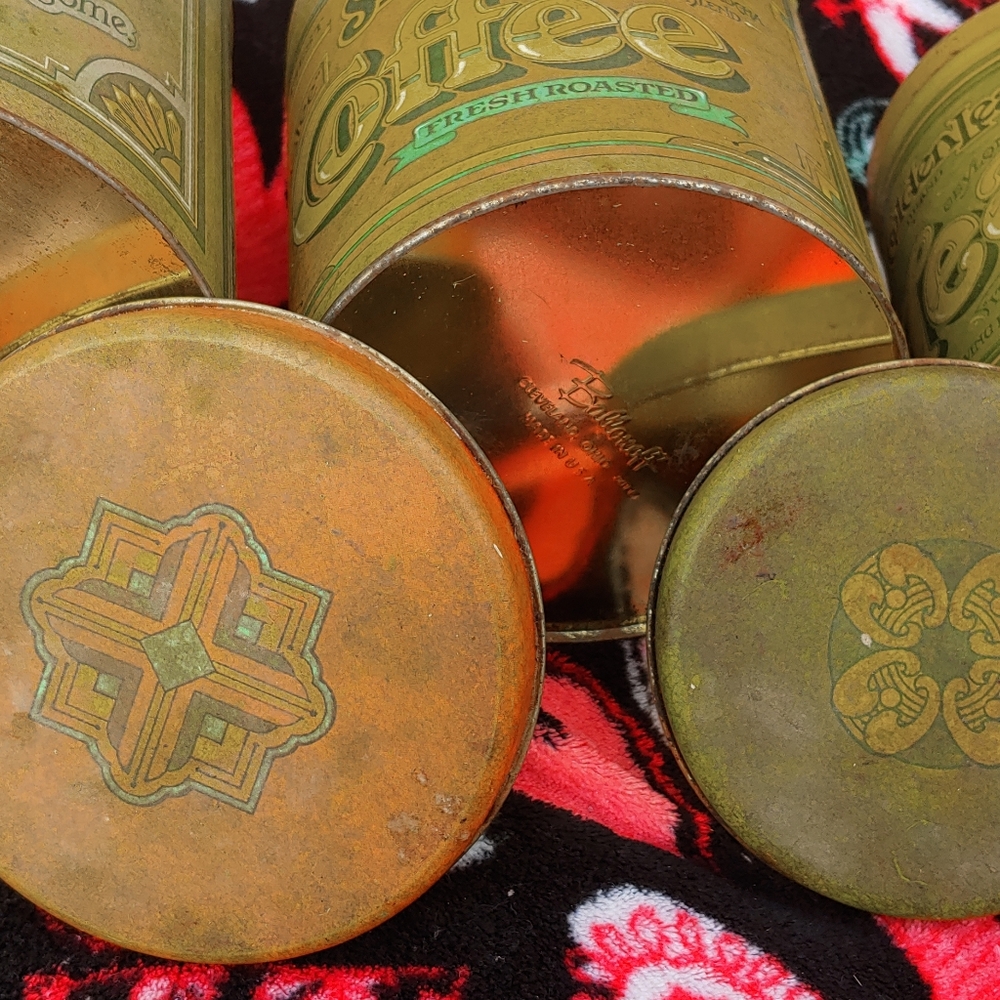 Vintage Stackable Tins - Picture 10 of 10